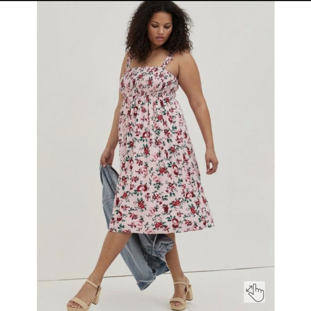 Torrid Midi Flowy Pink Foral Challis Smocked Bodice Tiered Dress Size 3 (22-24)